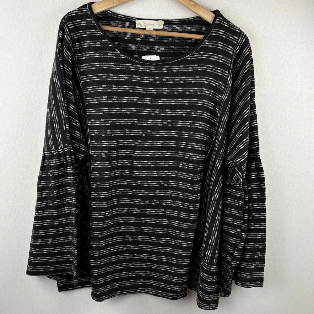 Weekend Suzanne Betro Top Sz  2X Striped Oversized Knit‎ Stretch Bell Sleeve NEW